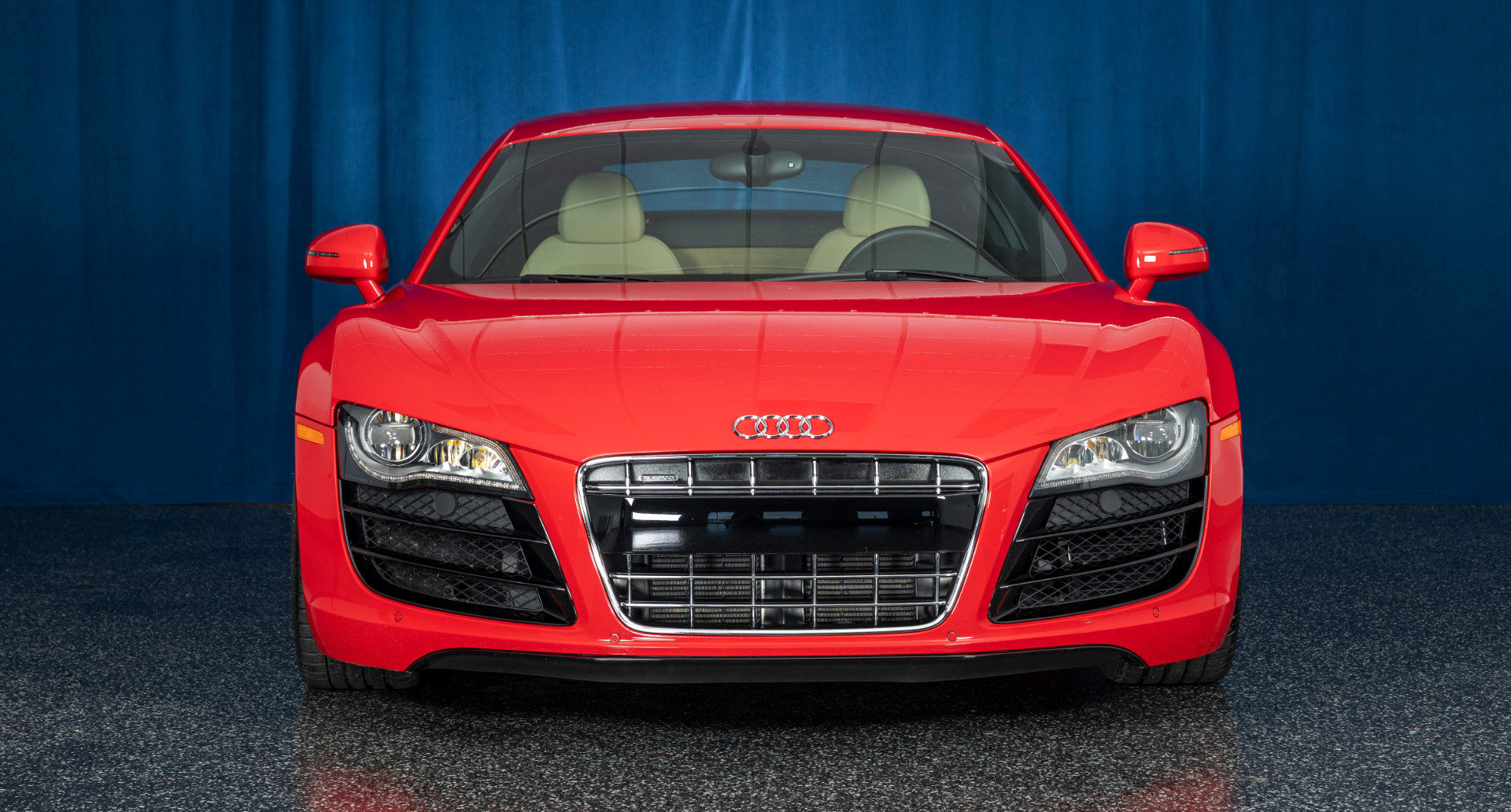 Used 2010 Audi R8 V10 AWD/4WD image 3