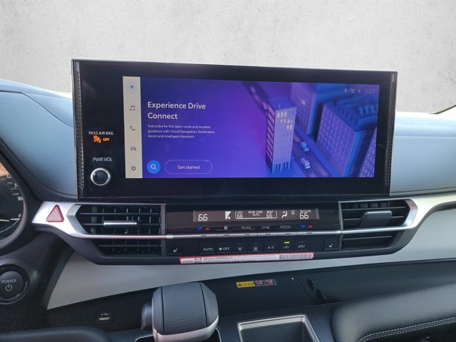 Used 2026 Toyota Sienna XLE FWD image 13