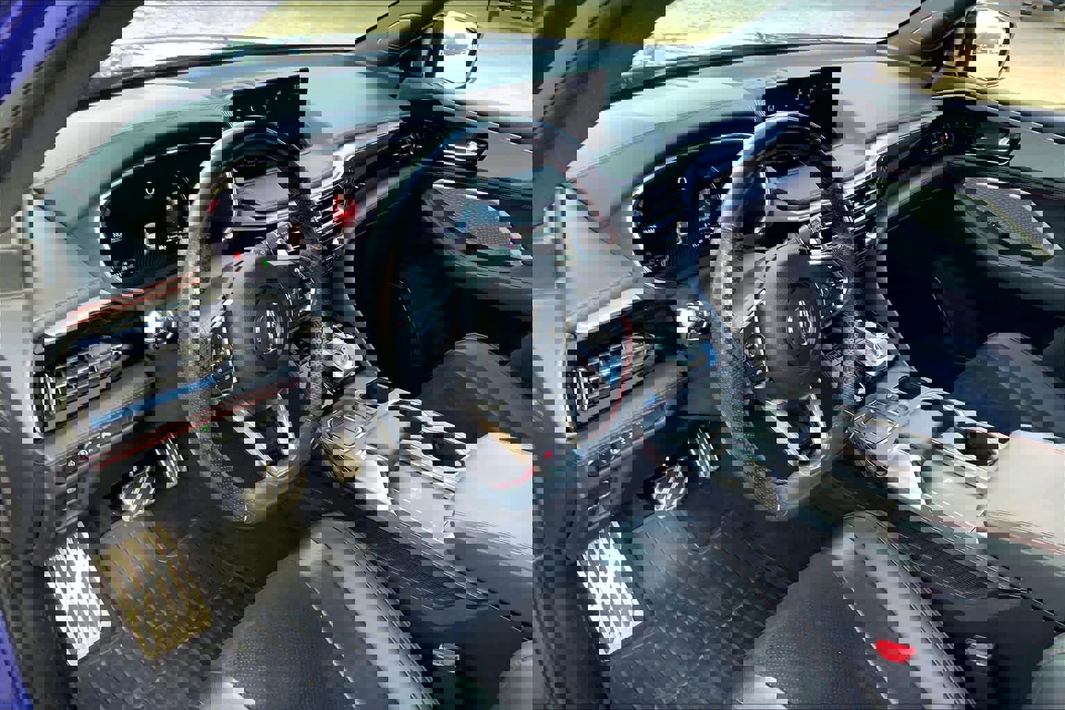 Used 2022 Acura MDX A-Spec image 17