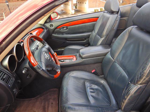 Used 2005 Lexus SC 430 Convertible image 20