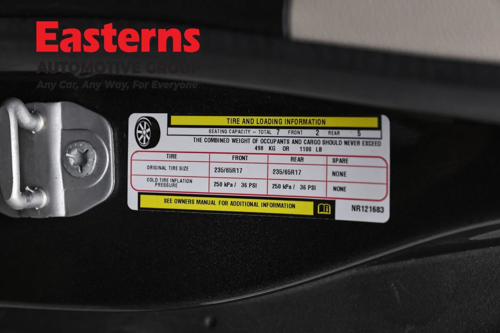Used 2022 Chrysler Pacifica Touring-L w/ Uconnect Theater Family Group FWD image 35