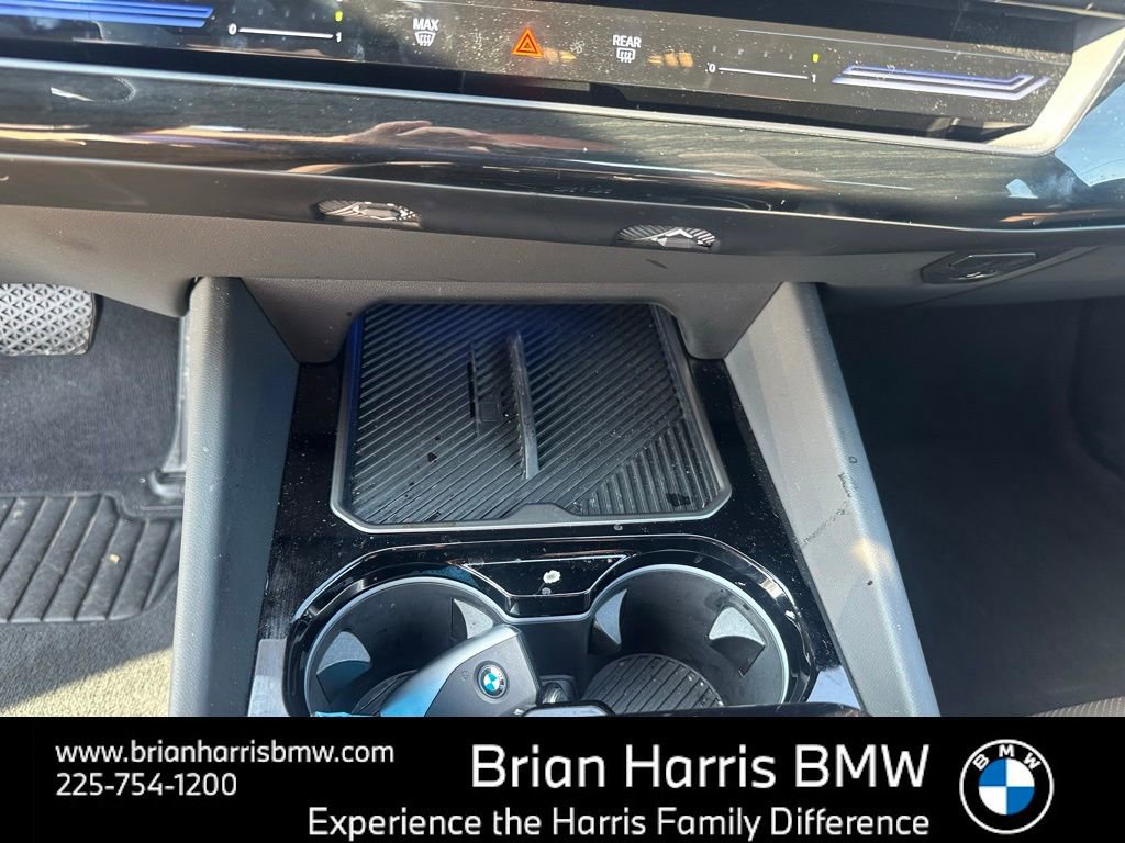 Certified 2025 BMW 530i image 33