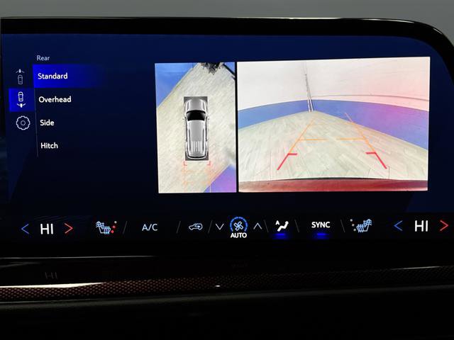 Used 2024 Chevrolet Traverse Z71 w/ Enhanced Driving Package image 10