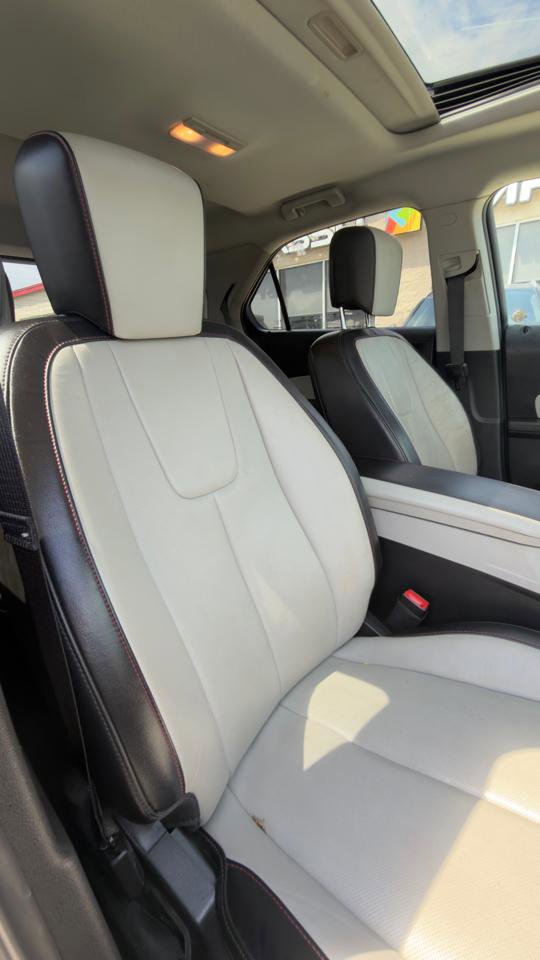 Used 2011 Chevrolet Equinox LTZ w/ LPO, Protection Package AWD/4WD image 34