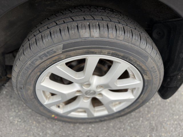 Used 2013 Nissan Rogue SL AWD/4WD image 27