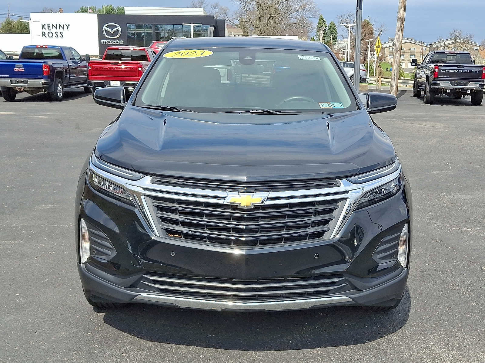 Used 2023 Chevrolet Equinox LT image 3