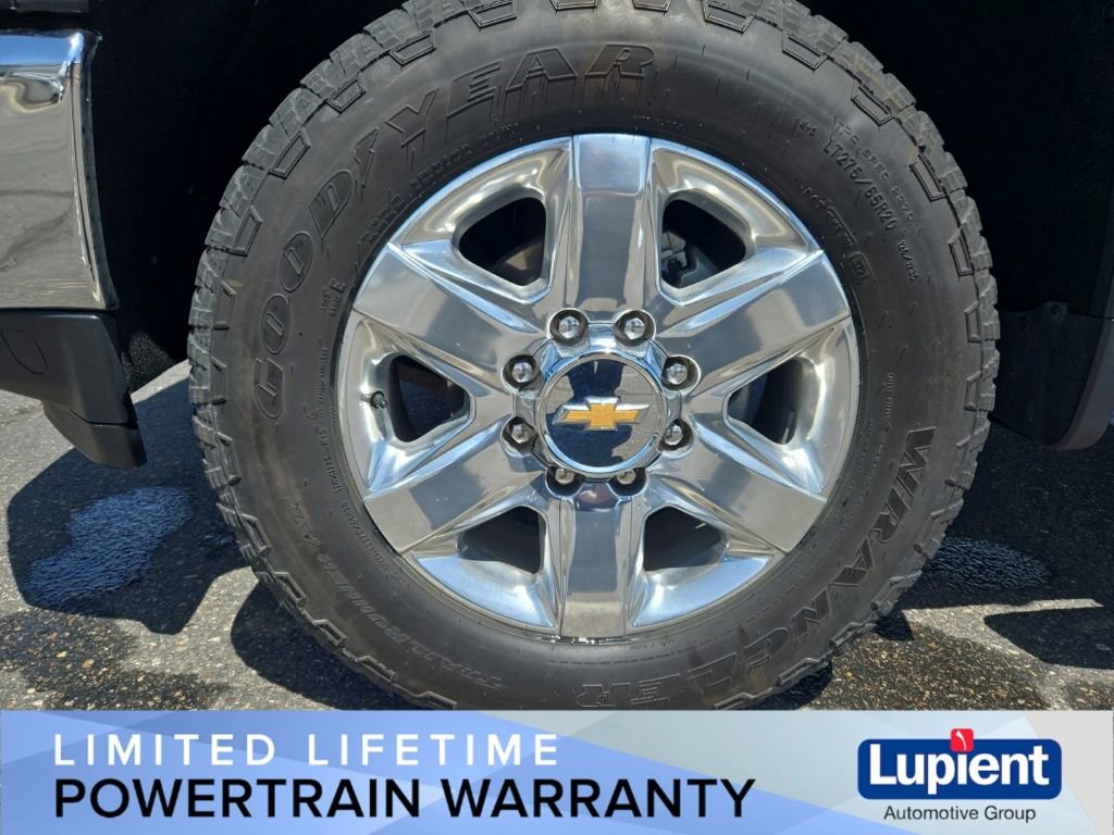 Used 2022 Chevrolet Silverado 2500 LTZ AWD/4WD image 17