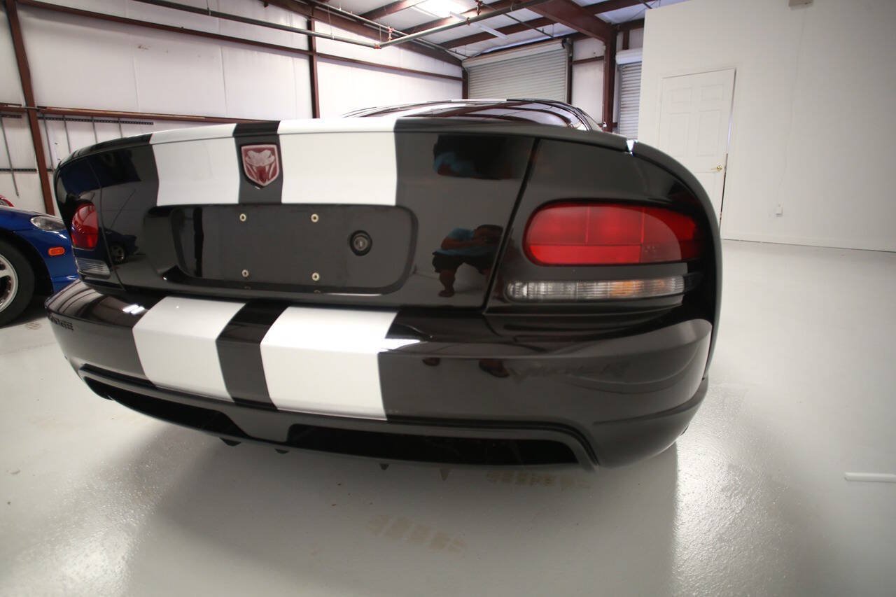 Used 2006 Dodge Viper SRT-10 RWD image 7