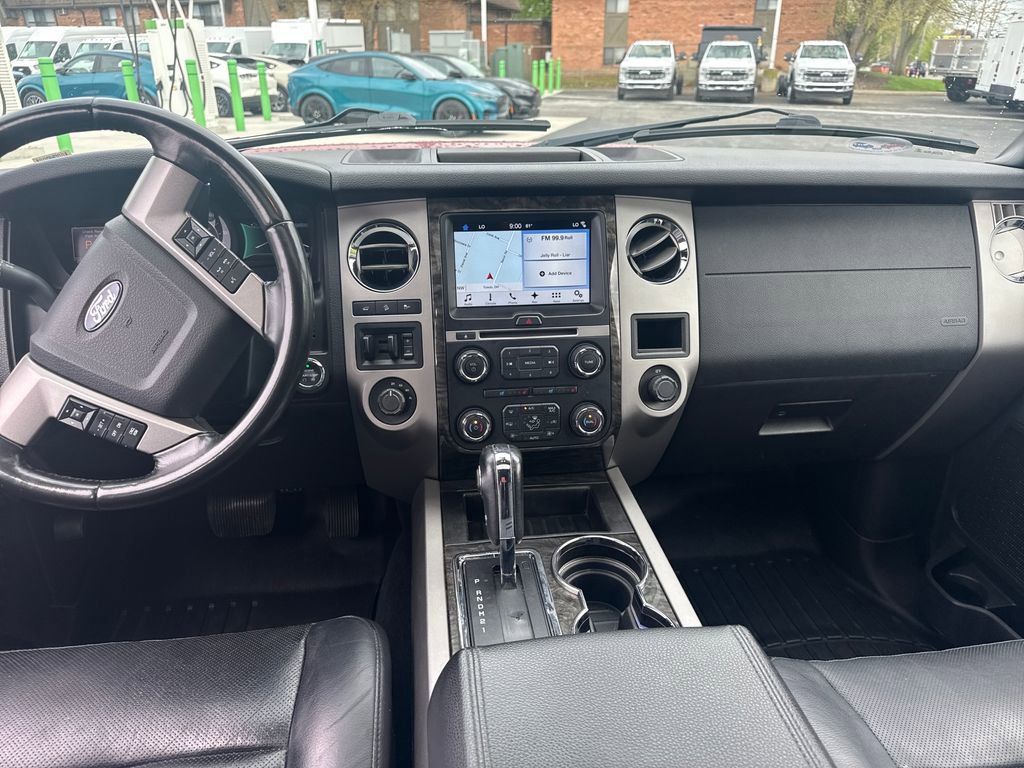 Used 2016 Ford Expedition Max Limited AWD/4WD image 28