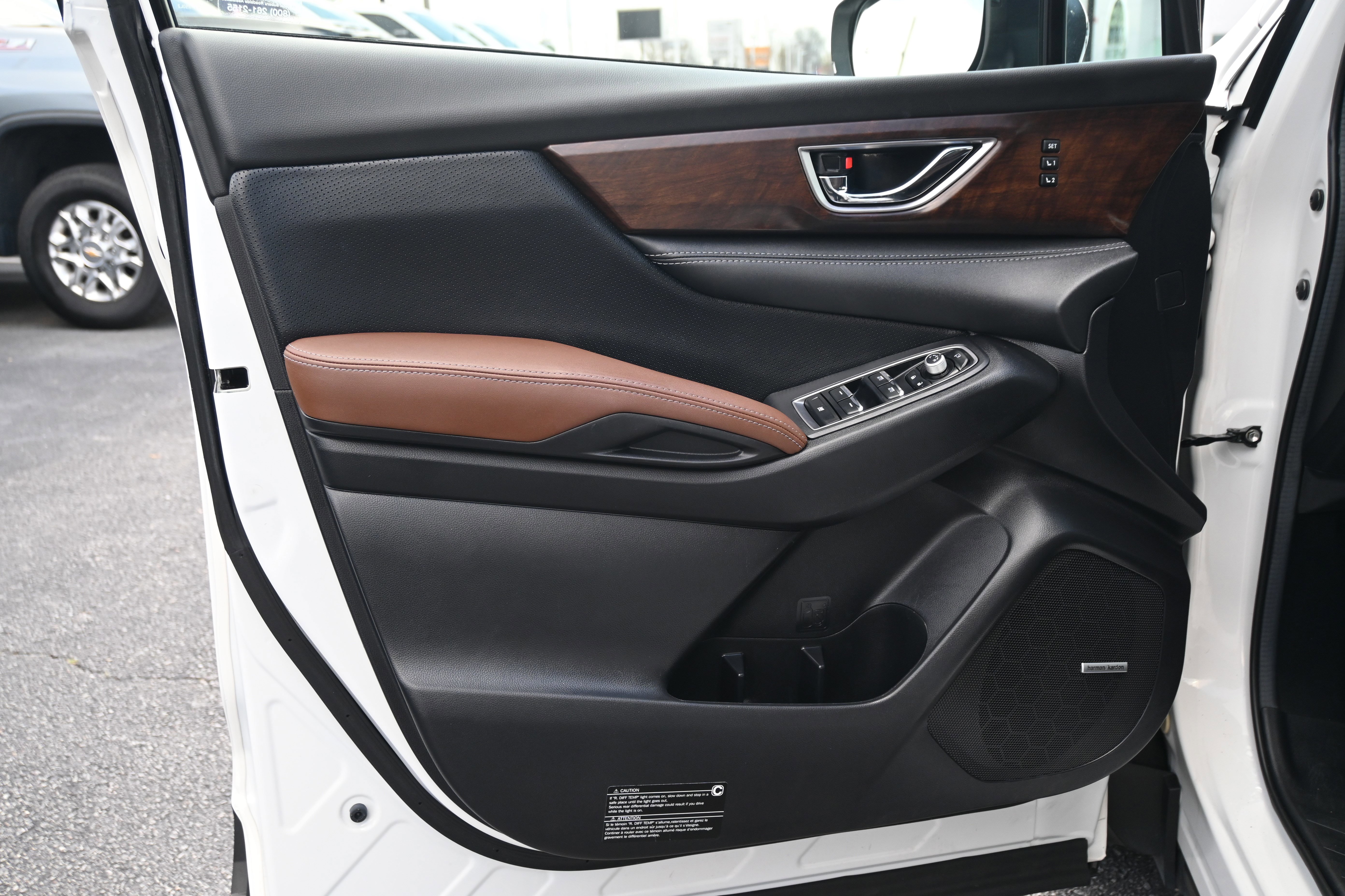 Used 2024 Subaru Ascent Touring w/ Popular Package #2 image 30