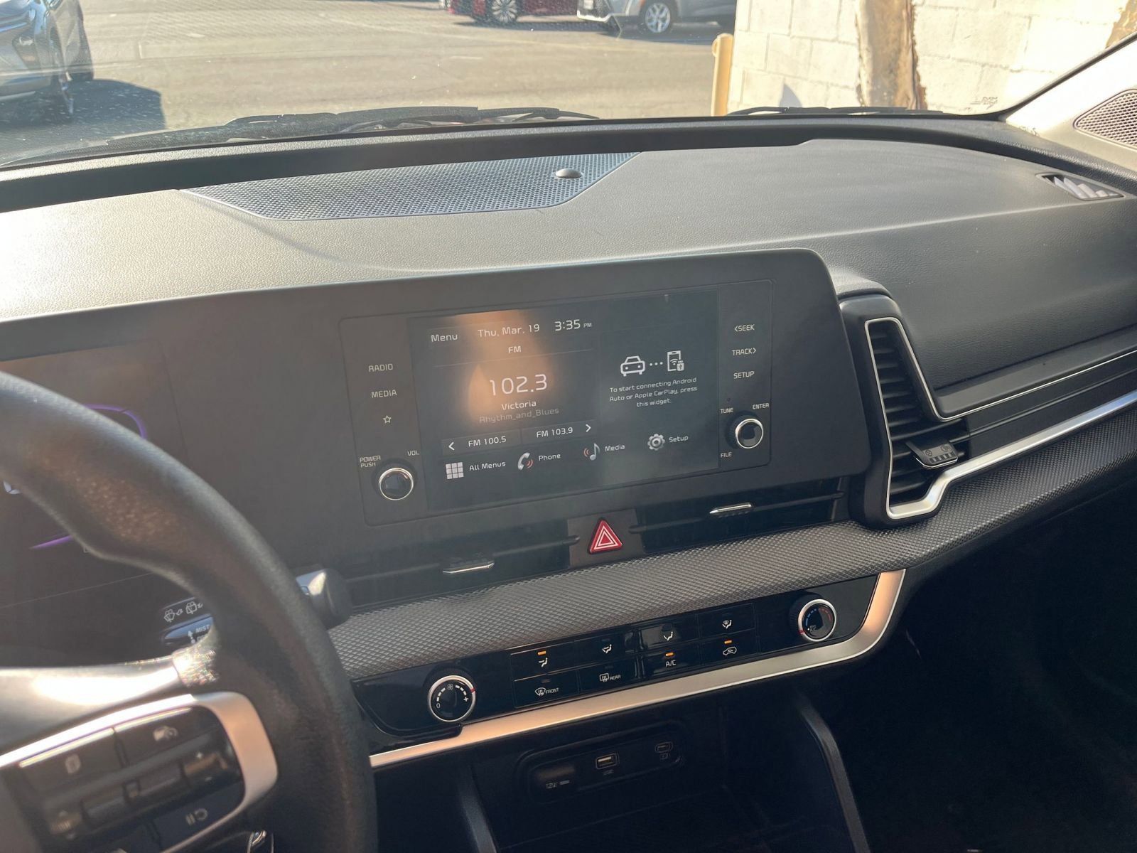 Used 2025 Kia Sportage LX image 20