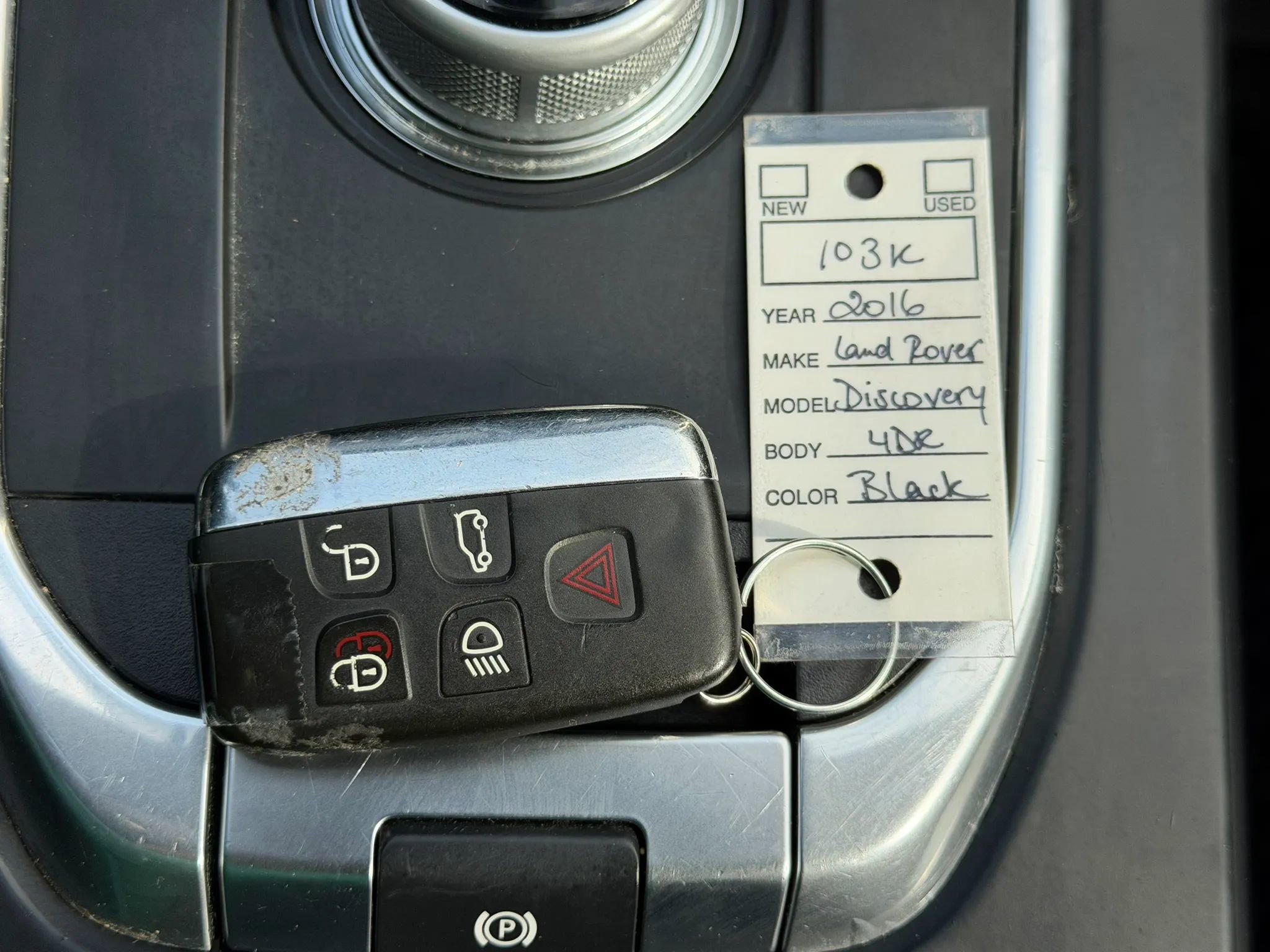 Used 2016 Land Rover Discovery Sport HSE Luxury image 58