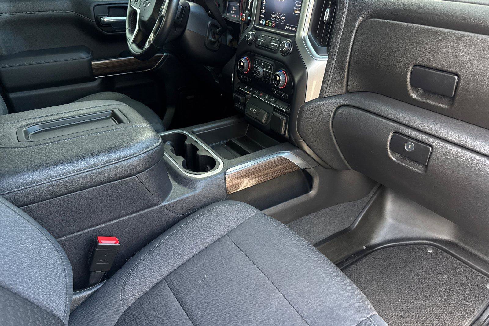 Used 2021 Chevrolet Silverado 1500 LT Trail Boss w/ Convenience Package II image 17