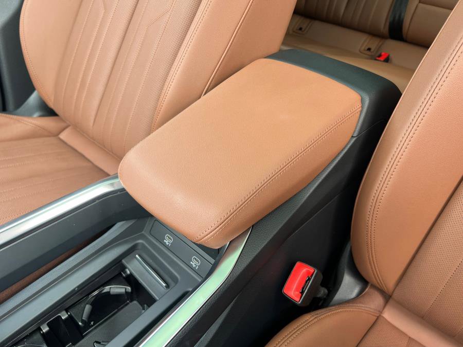 Used 2023 Audi e-tron Premium Plus w/ Premium Plus Package image 27
