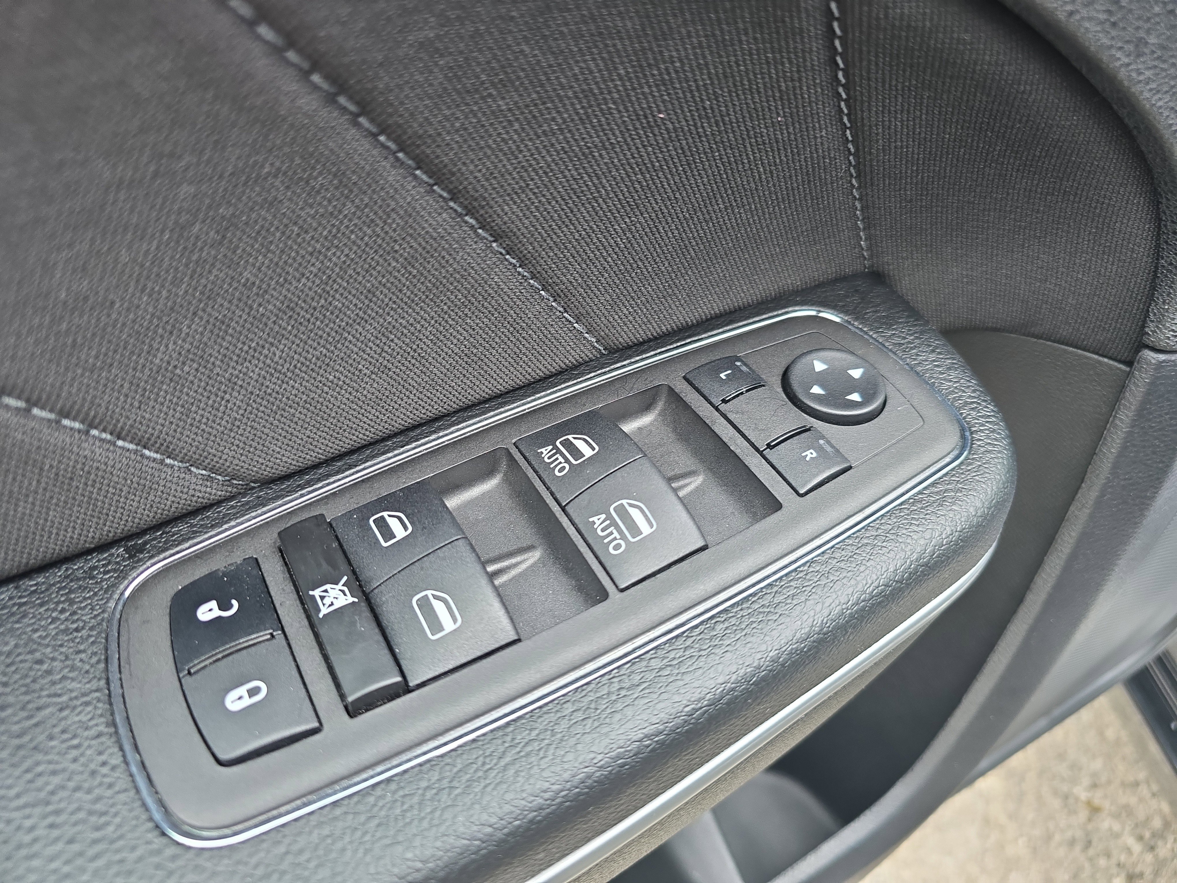 Used 2023 Dodge Charger SXT image 16