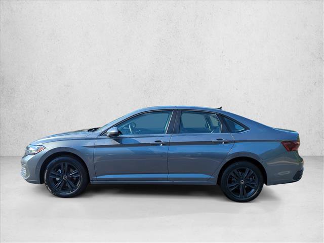 Certified 2024 Volkswagen Jetta SE w/ Panoramic Sunroof Package FWD image 13