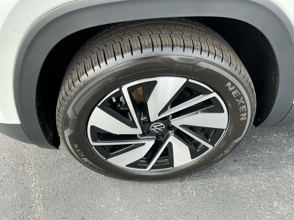 New 2026 Volkswagen Atlas SEL image 26