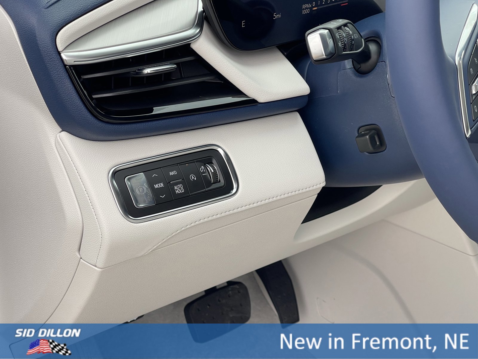 New 2026 Buick Enclave Avenir w/ Super Cruise Package image 6