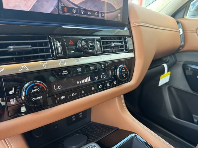 New 2026 Nissan Pathfinder Platinum FWD image 17