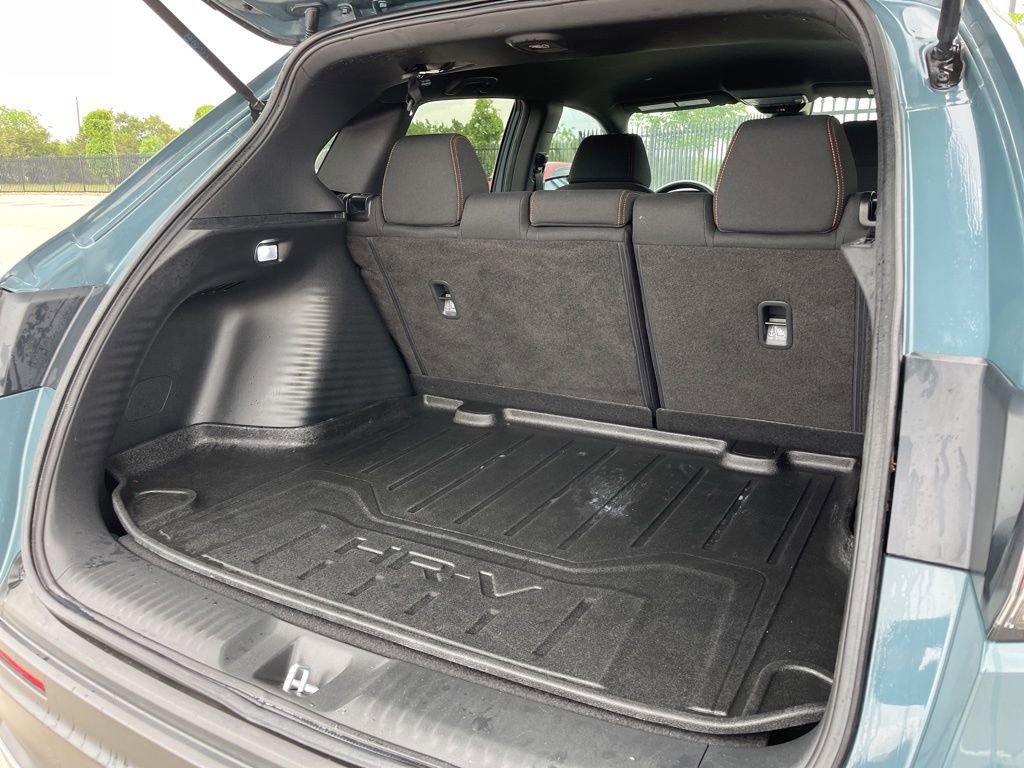 Used 2024 Honda HR-V Sport image 10