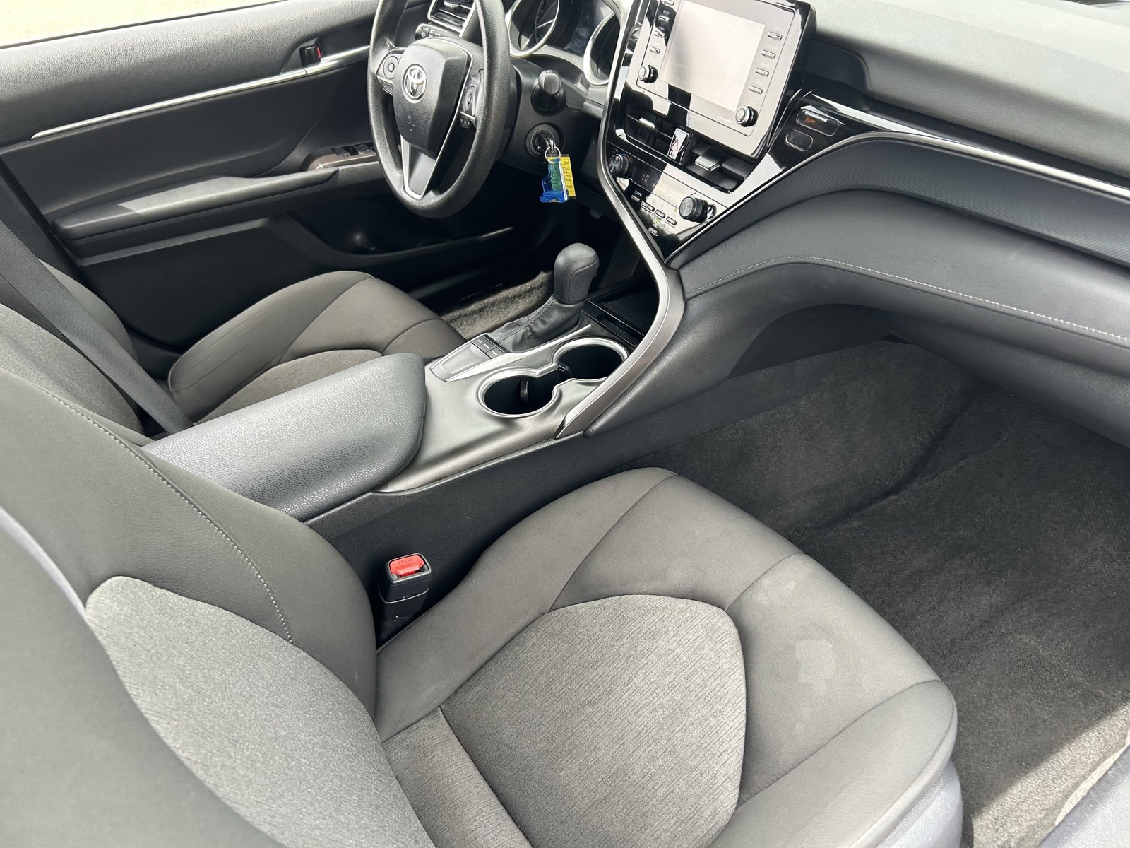 Used 2024 Toyota Camry LE FWD image 12