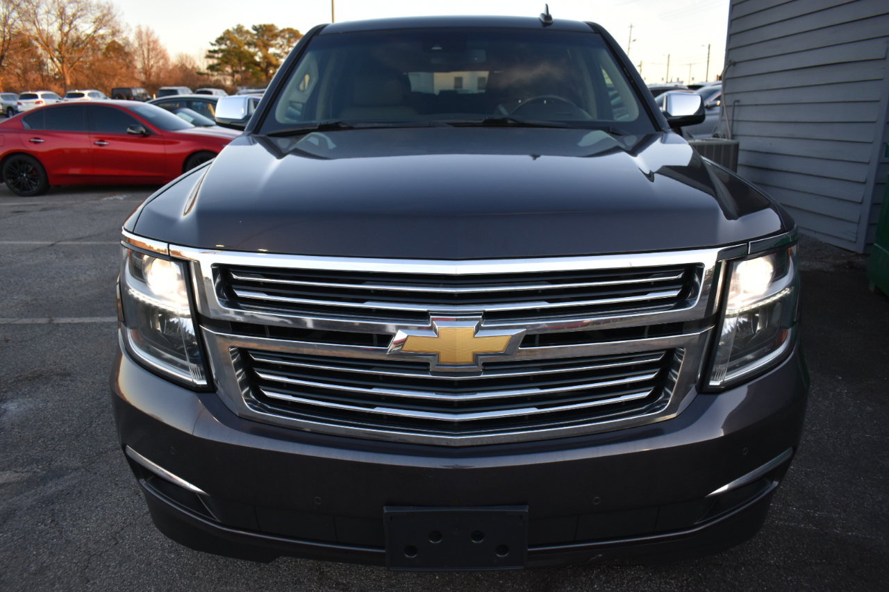 Used 2015 Chevrolet Suburban LTZ image 3