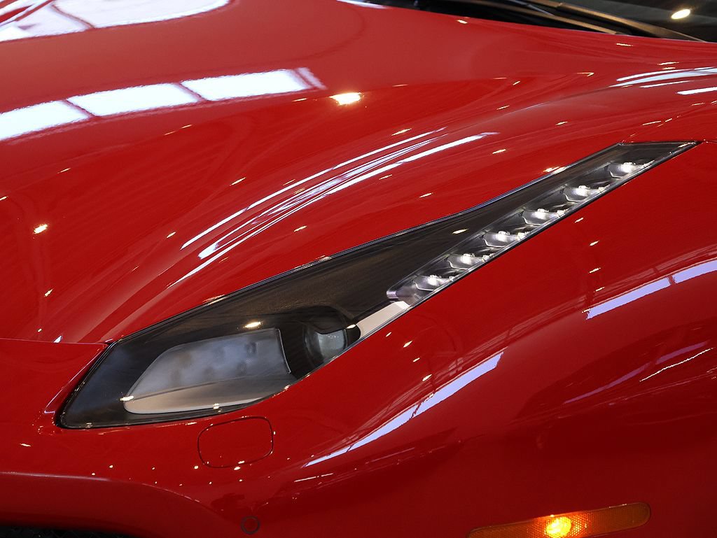 Certified 2019 Ferrari 488 Spider RWD image 30