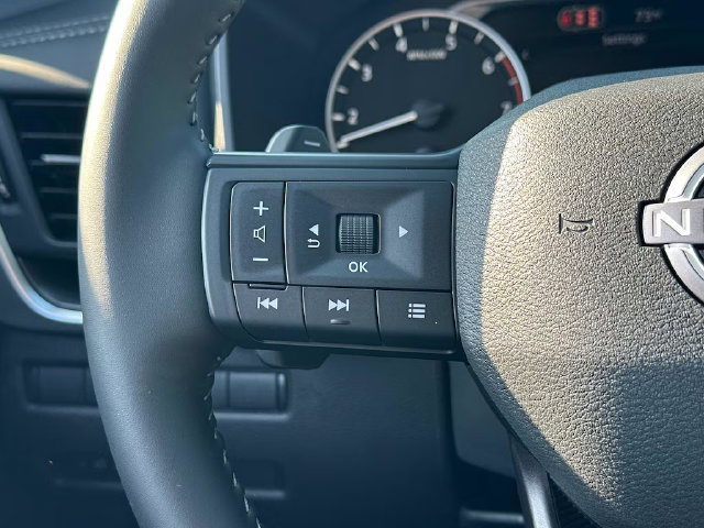 New 2026 Nissan Rogue SV AWD/4WD image 37