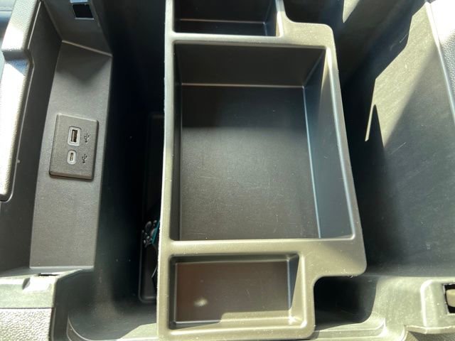 Used 2023 GMC Yukon XL SLT image 19