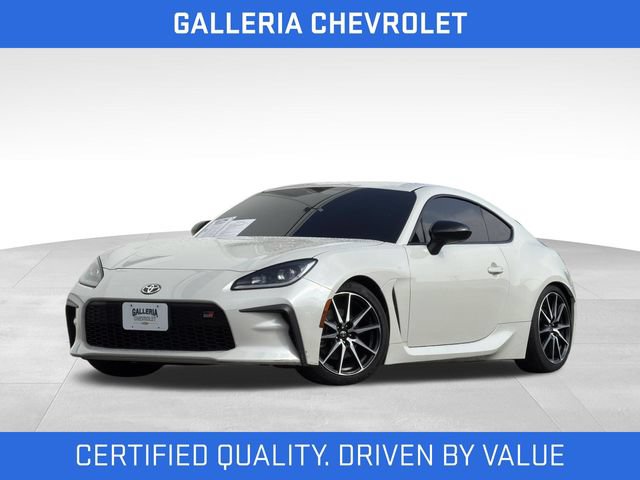Used 2025 Toyota GR86 w/ ALL Weather Mat Package (TMS) RWD image 1