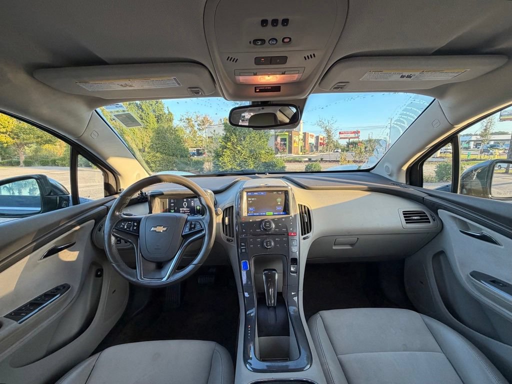 Used 2014 Chevrolet Volt Premium w/ Premium Trim Package FWD image 25