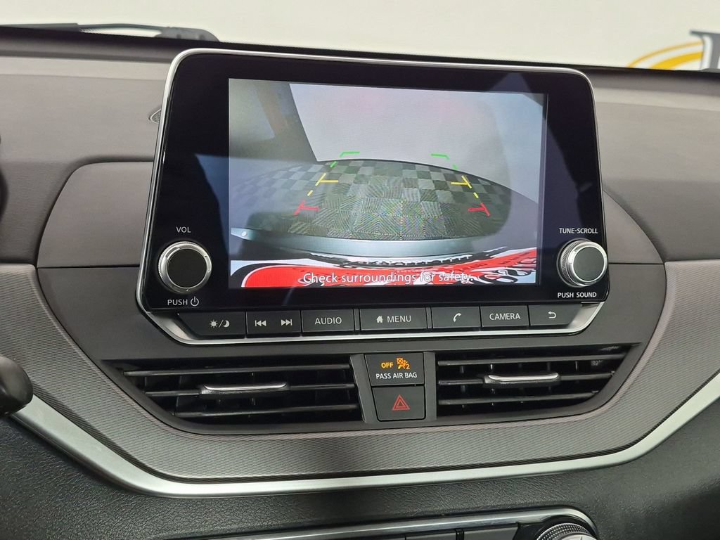 Used 2025 Nissan Altima 2.5 SR FWD image 24