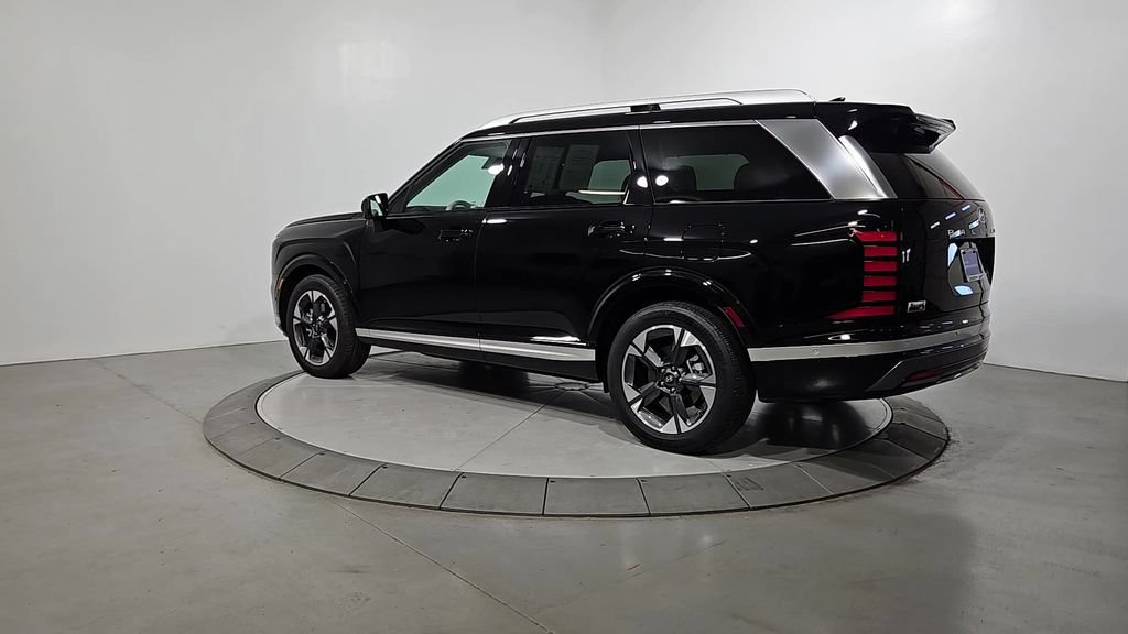 Used 2026 Hyundai Palisade Limited AWD/4WD image 3