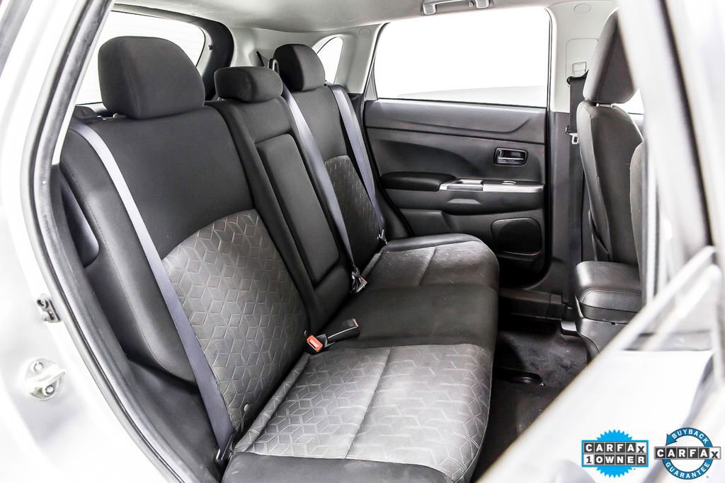 Used 2021 Mitsubishi Outlander Sport SE image 35