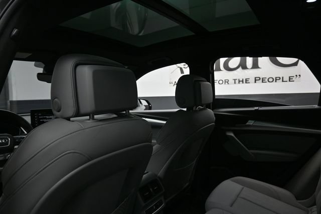 Used 2023 Audi Q5 2.0T Premium Plus w/ Premium Plus Package AWD/4WD image 25