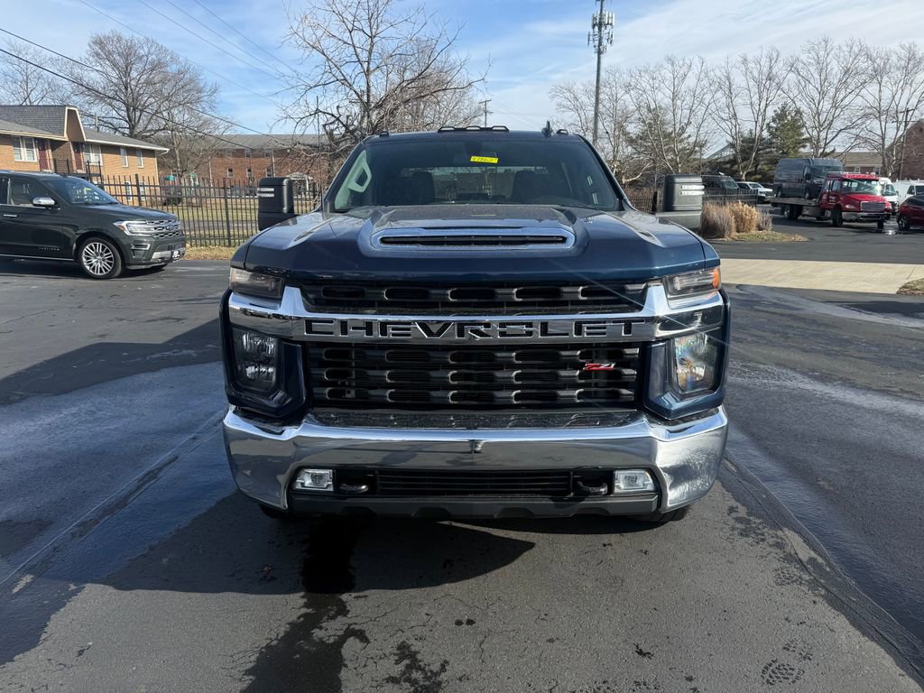 Used 2021 Chevrolet Silverado 2500 LT w/ Convenience Package image 6