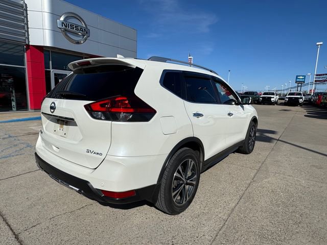 Used 2020 Nissan Rogue SV w/ Sun & Sound Touring Package image 14