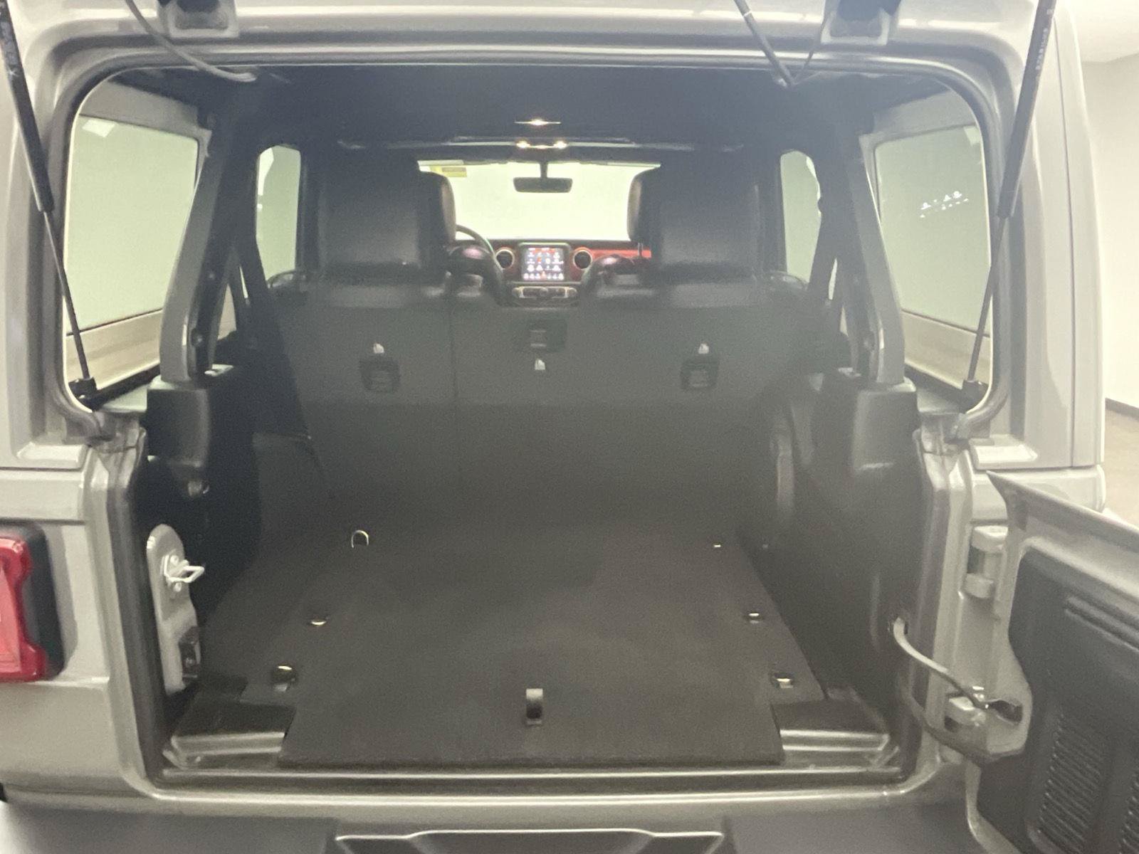 Used 2020 Jeep Wrangler Unlimited Rubicon AWD/4WD image 26