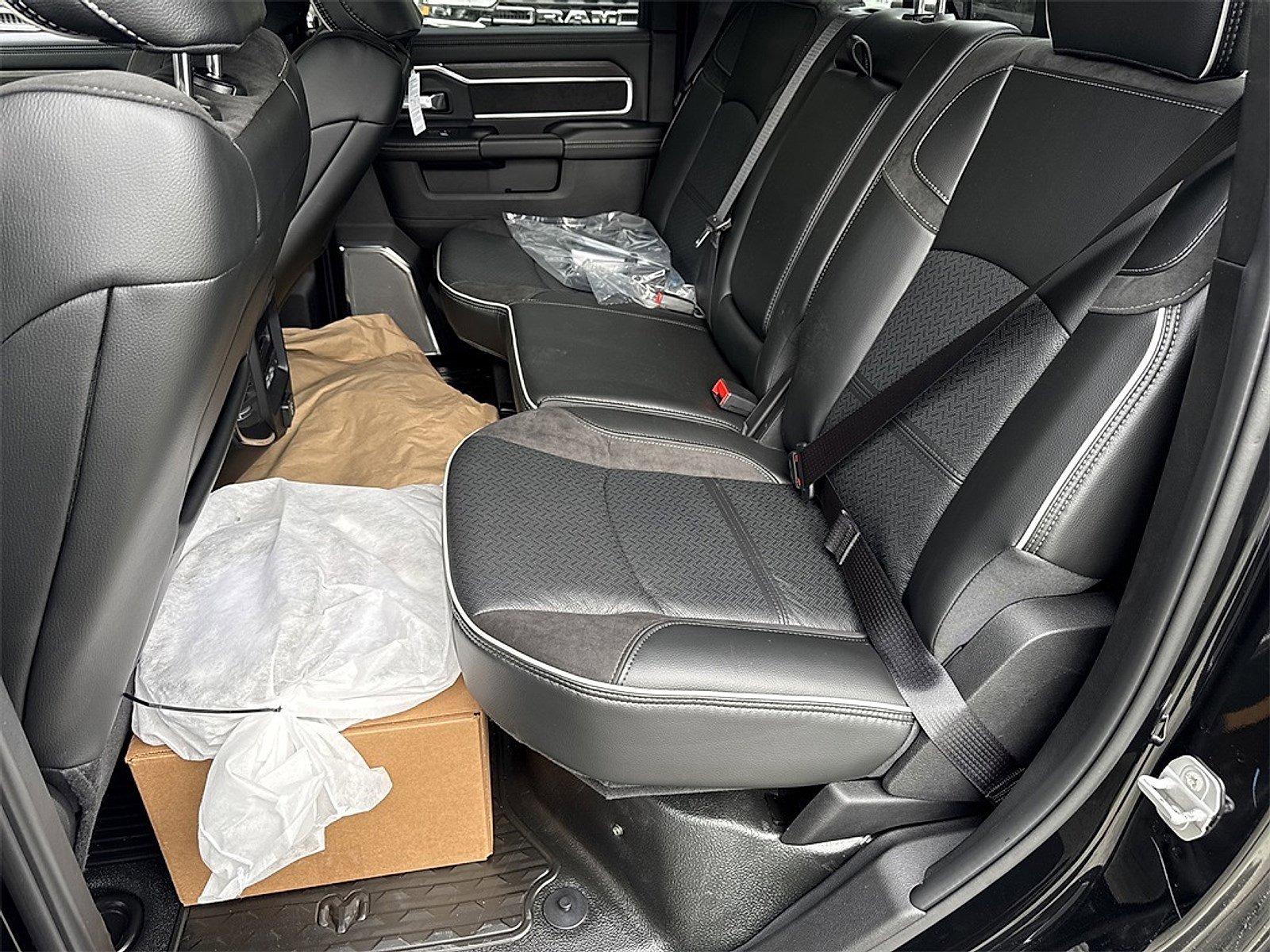 New 2026 RAM 5500 4x4 Crew Cab image 13