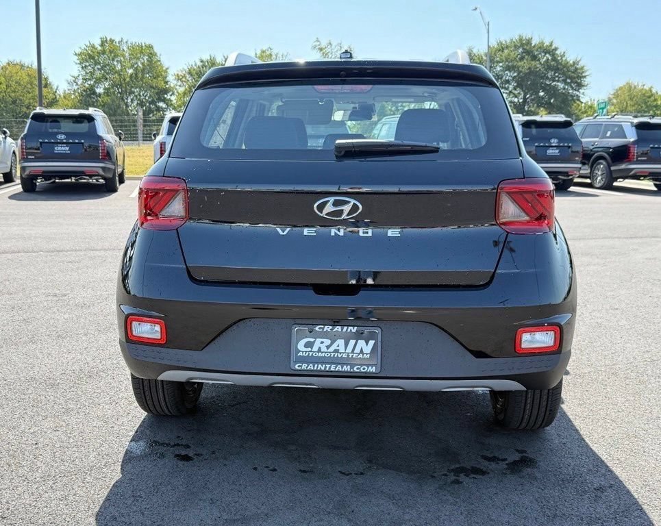 Certified 2025 Hyundai Venue SEL FWD image 6