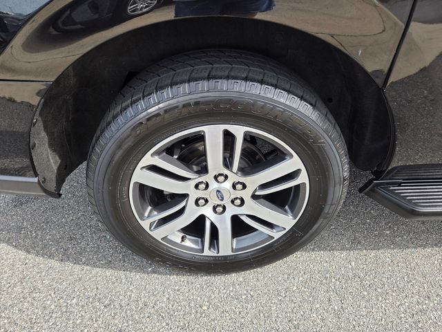 Used 2024 Ford Expedition Max Limited RWD image 15