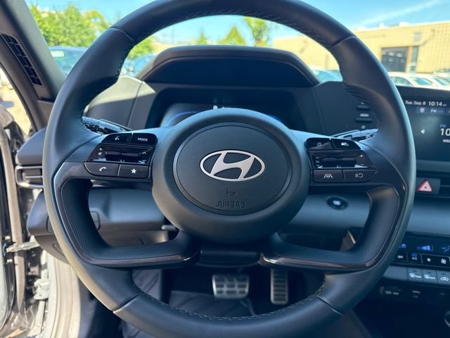 Used 2026 Hyundai Elantra Sport FWD image 10