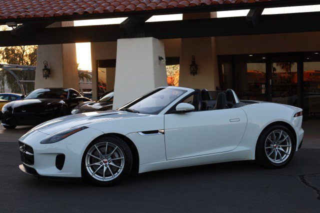 Used 2020 Jaguar F-TYPE Convertible image 5