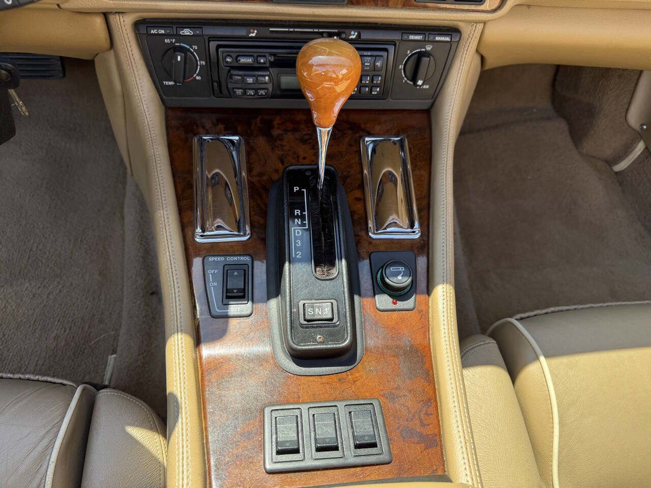 Used 1996 Jaguar XJS 4.0 Convertible image 22