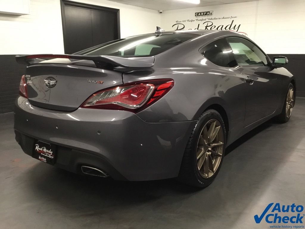 Used 2015 Hyundai Genesis 3.8 RWD image 10