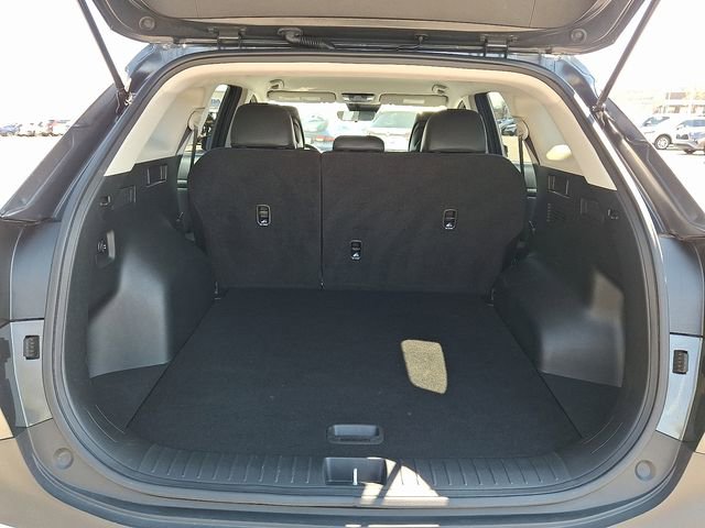 Used 2025 Kia Sportage EX image 28