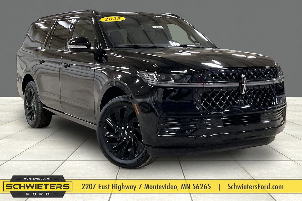 Used 2025 Lincoln Navigator L Reserve w/ Jet Appearance Package image 1