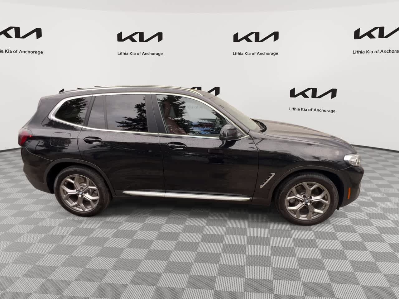Used 2024 BMW X3 sDrive30i w/ Convenience Package w/ZPA RWD image 9
