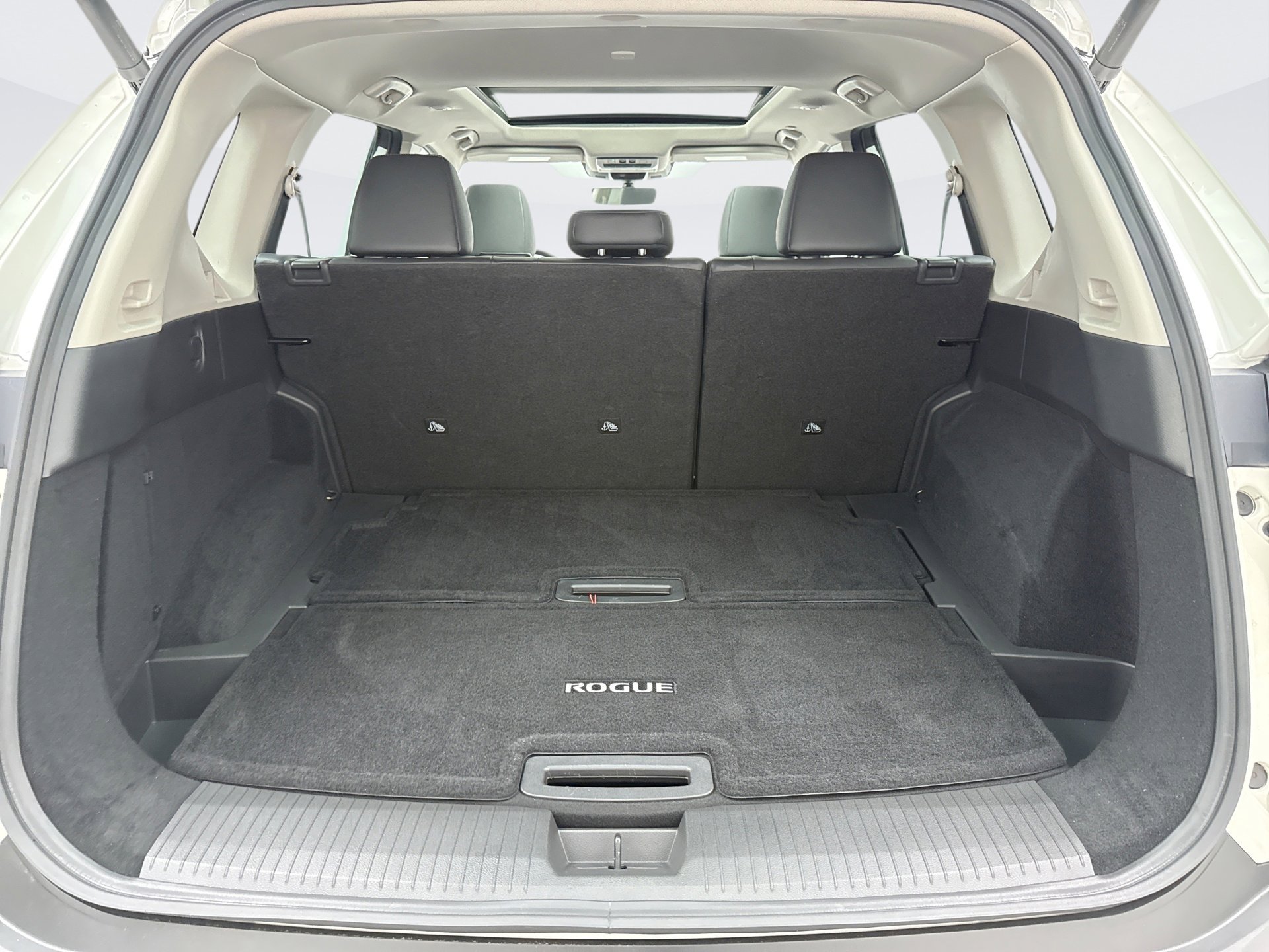 Used 2023 Nissan Rogue SL image 21