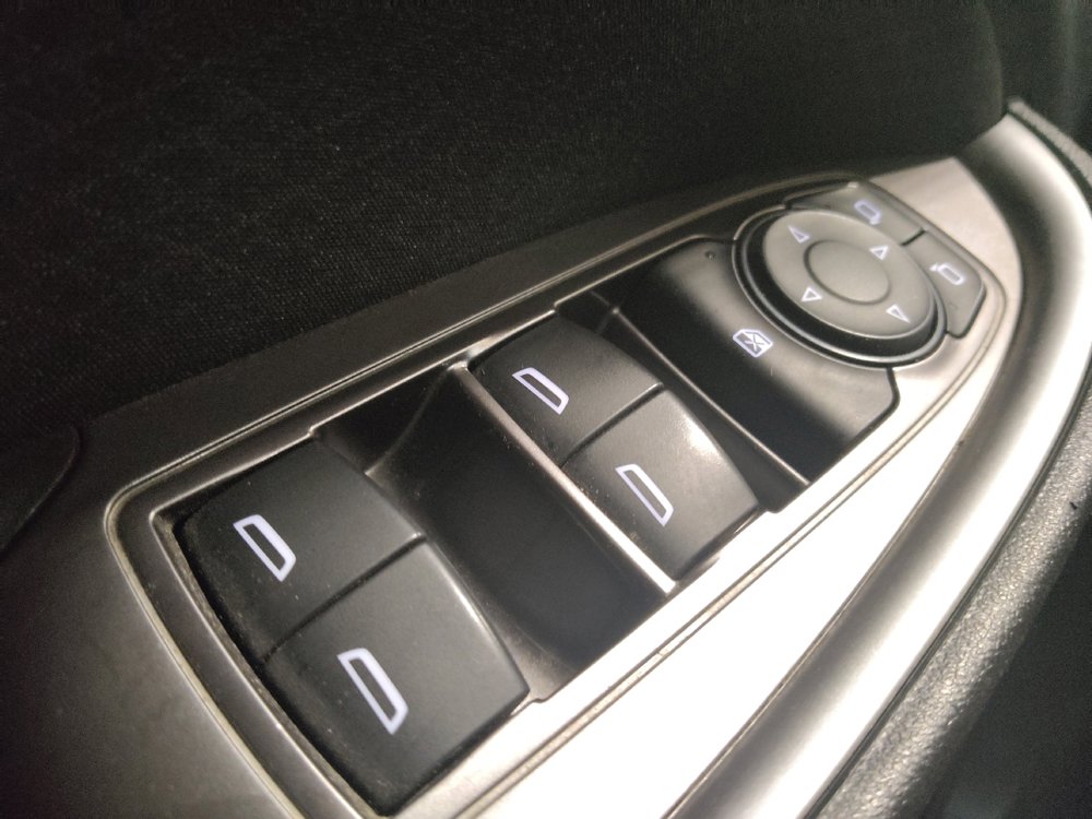 Used 2021 Chevrolet Malibu LS FWD image 27